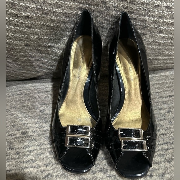 Antonio Melani Womens Black Patent Leather Peep Toe Heels Buckle, 8.5M - Picture 1 of 5